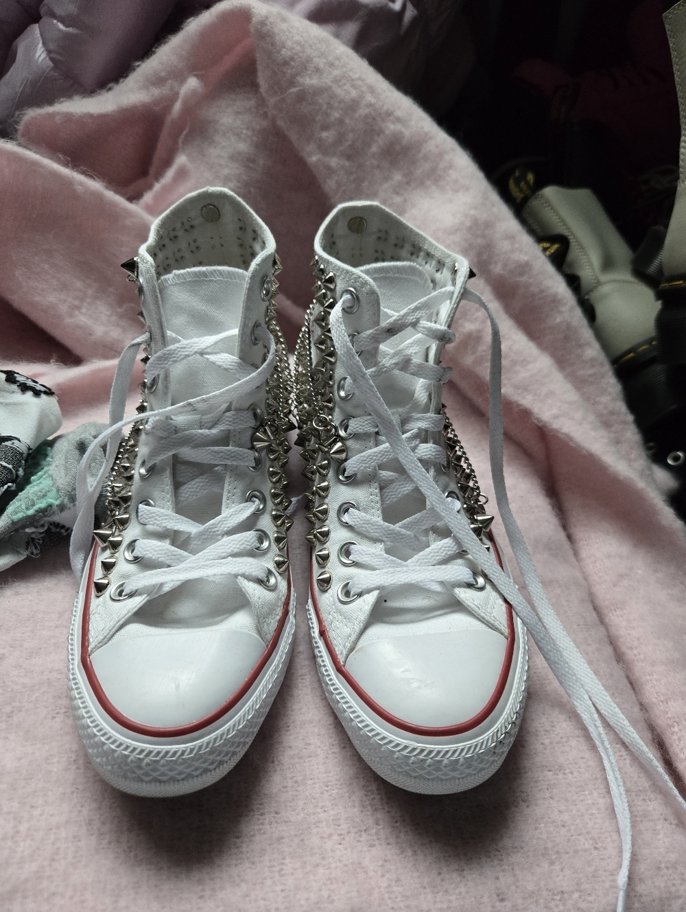 Custom Made. Spiked Converse With Chains. Great Condition. Womens Size 8.5 - Picture 6 of 10